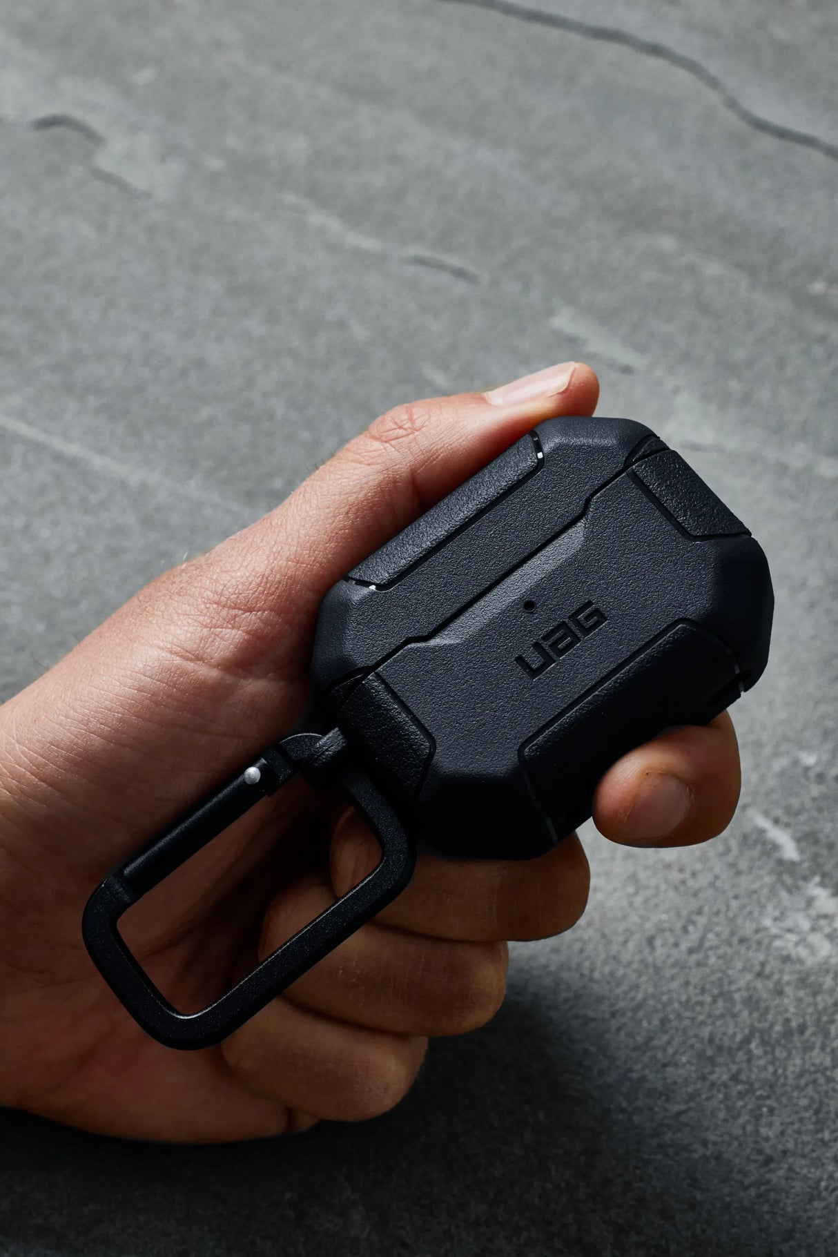 เคส UAG รุ่น Scout - Airpods Pro 2 - สี Olive Drab