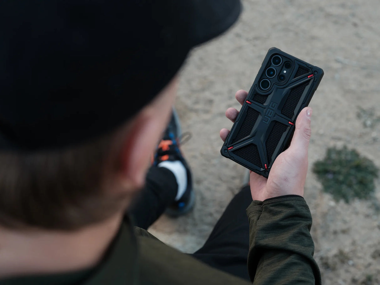 เคส UAG รุ่น Monarch – Galaxy S23 Ultra – ลาย Kevlar Black