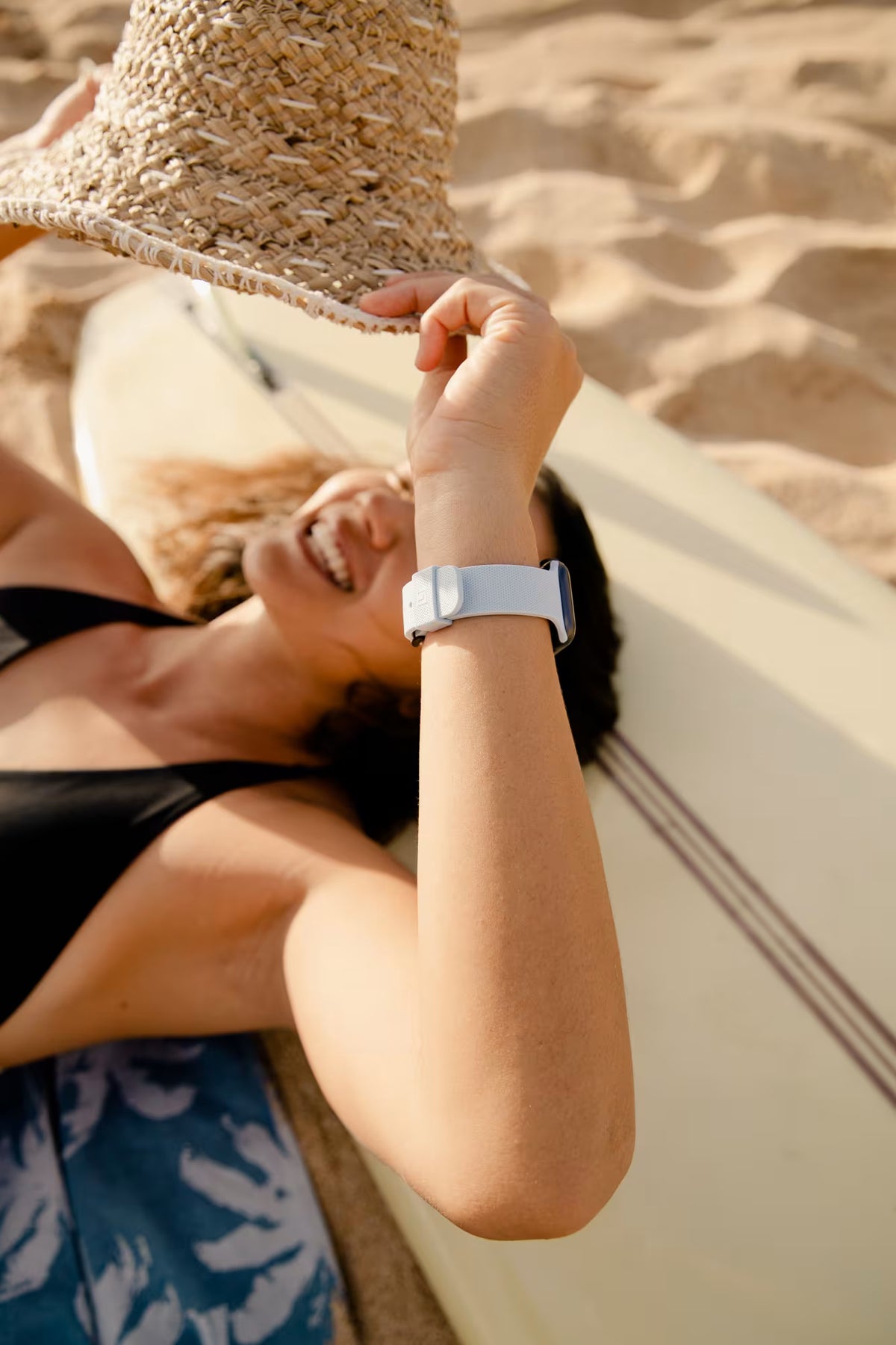 UAG รุ่น Dot Silicone Strap - สายนาฬิกา Apple Watch 42/44/45/49mm - สี Rose