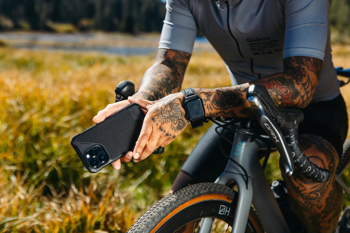 เคส UAG รุ่น Metropolis LT MagSafe - iPhone 14 Pro - สี Kevlar Black