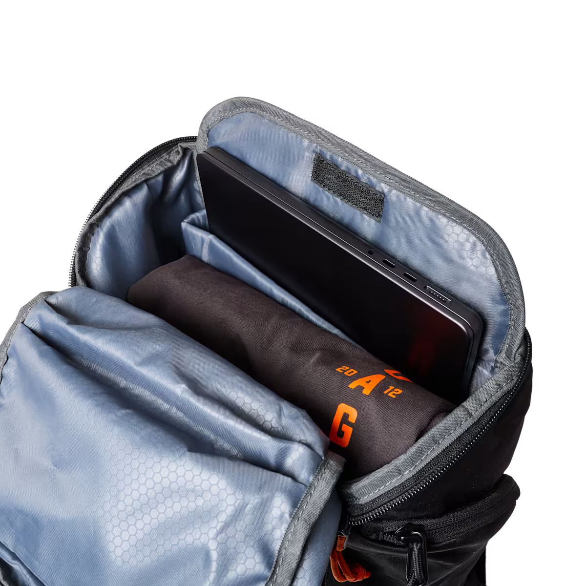 UAG รุ่น Civilian Backpack - กระเป๋าเป้สะพายหลัง ความจุ 20L - สี Midnight Camo