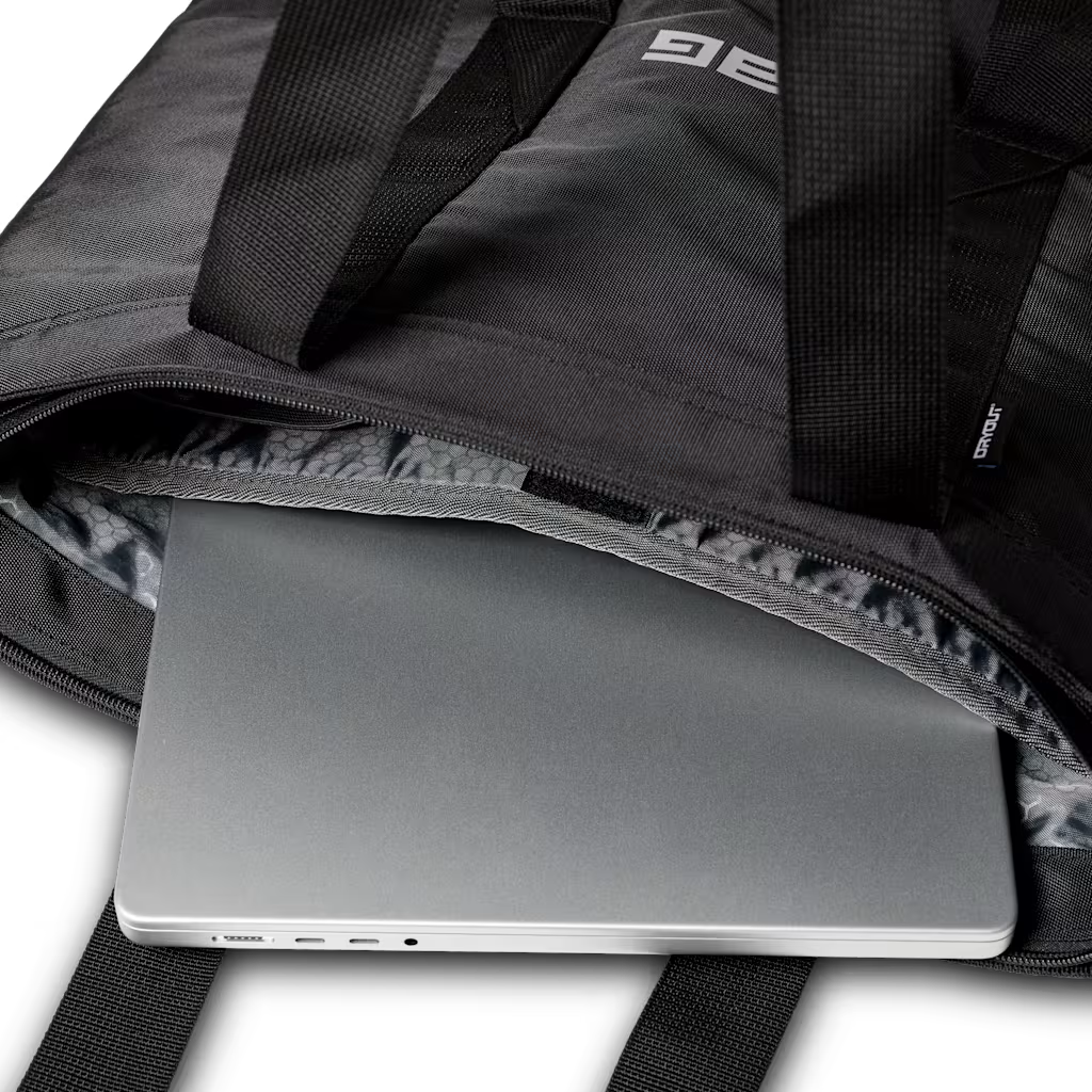 UAG รุ่น DRYOUT® Tech Tote - กระเป๋าโท้ท - สี Black
