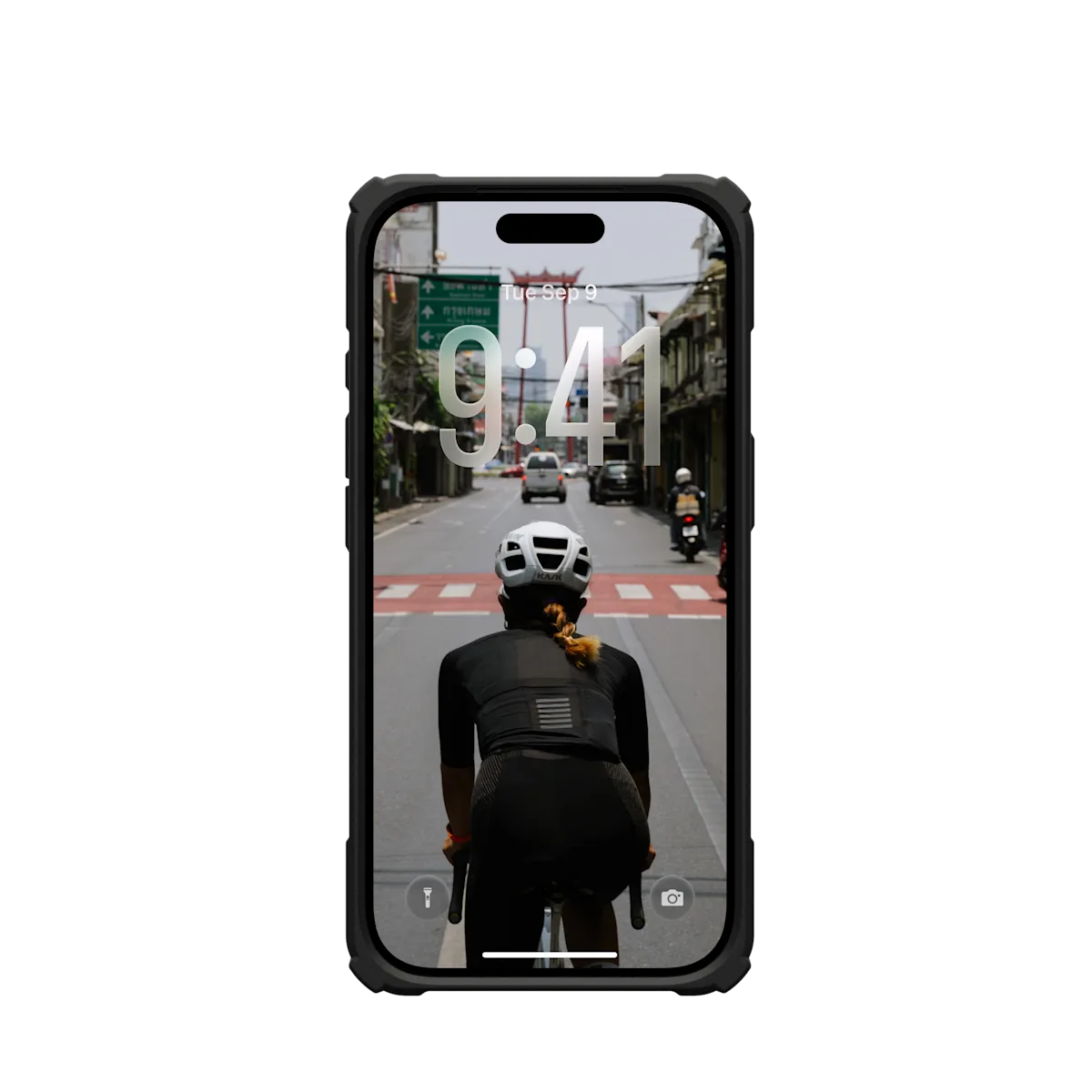 UAG รุ่น Plasma XTE (Magsafe) - เคส iPhone 17 Pro - สี Black/Clear