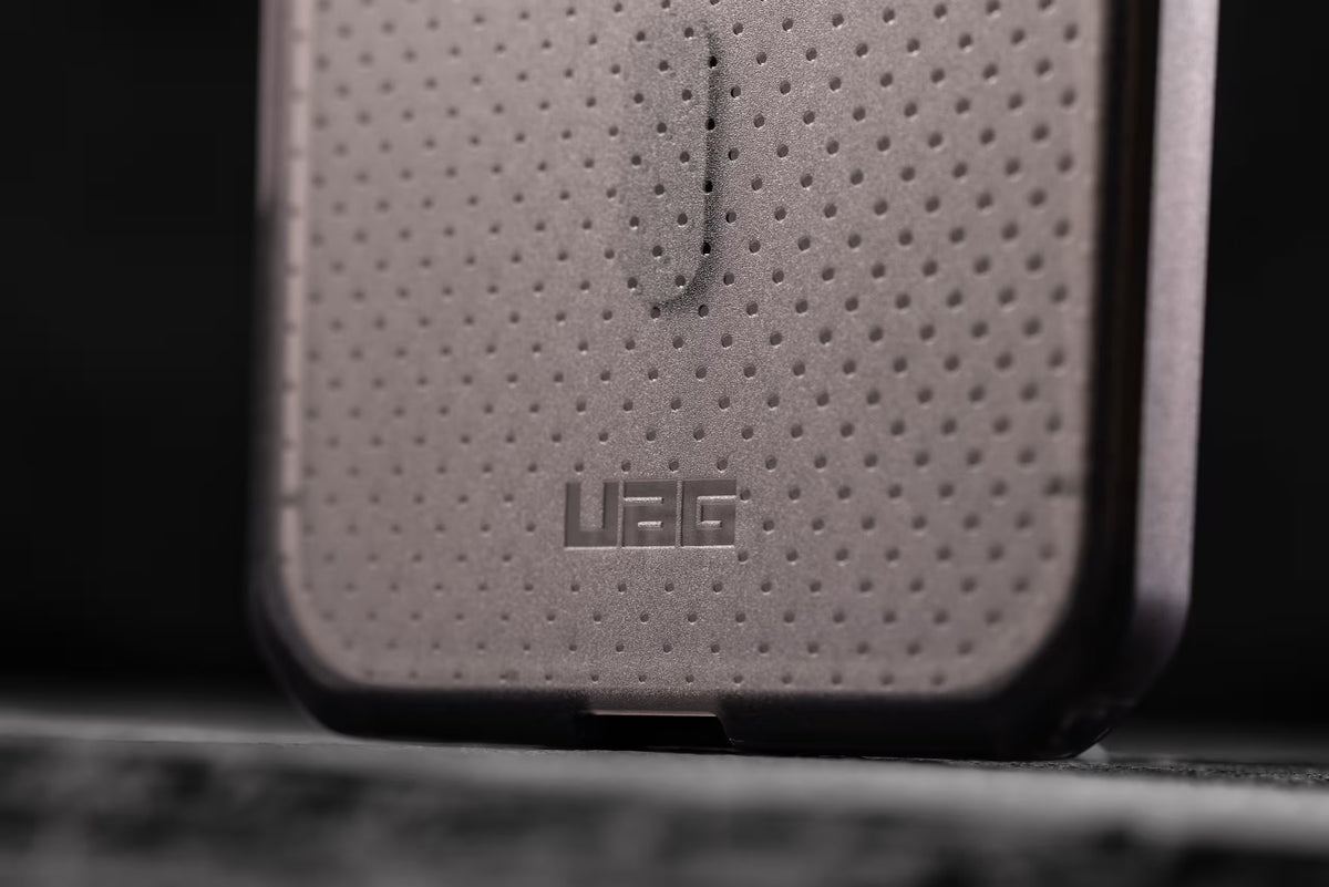 UAG รุ่น Dot (Magsafe) - เคส iPhone 17 Pro / 18 Pro - สี Black