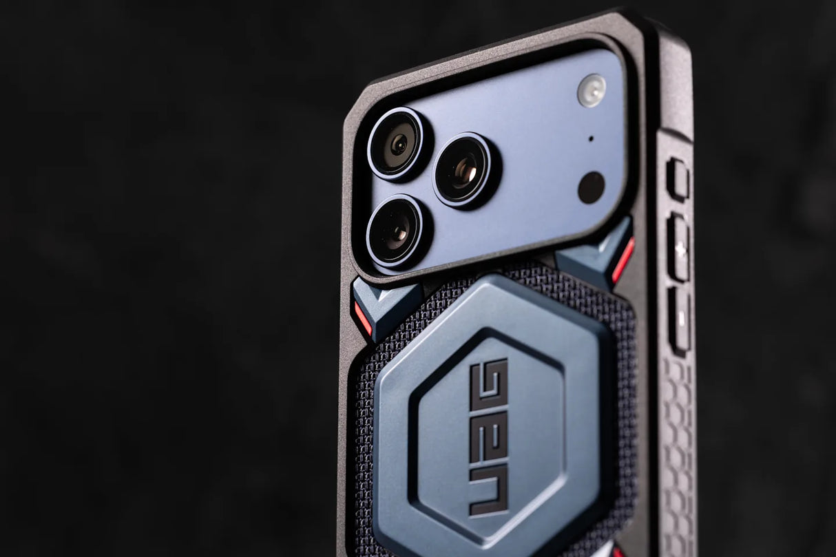 UAG รุ่น Monarch Pro - เคส iPhone 17 Pro - สี Kevlar Element Green