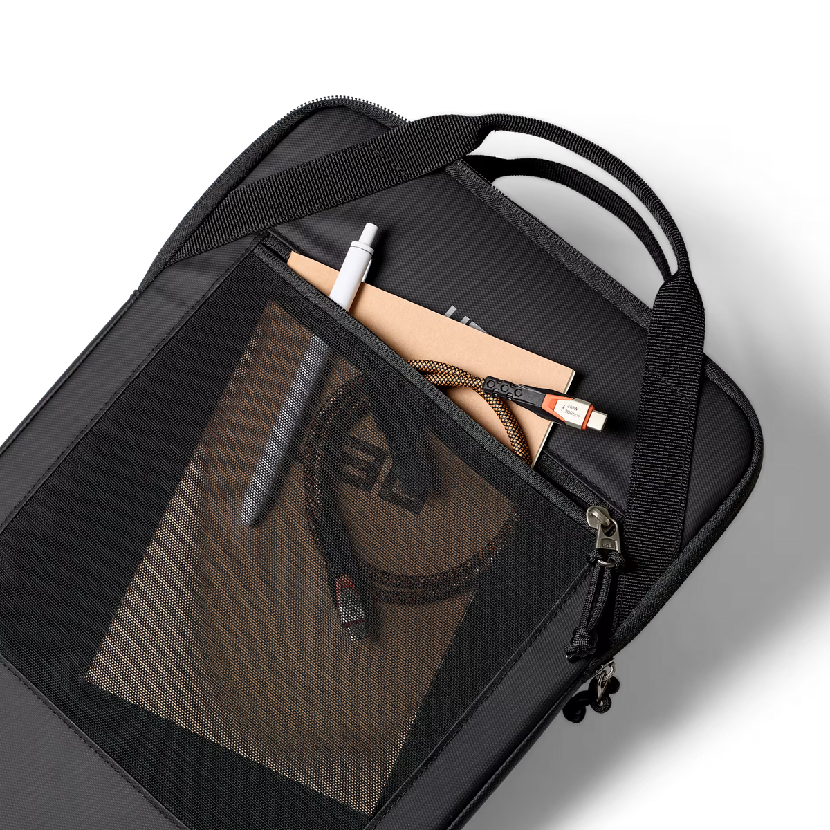 UAG รุ่น DRYOUT® Ultimate Laptop Sleeve 16″ – ซอง Laptop 16″ – สี Black