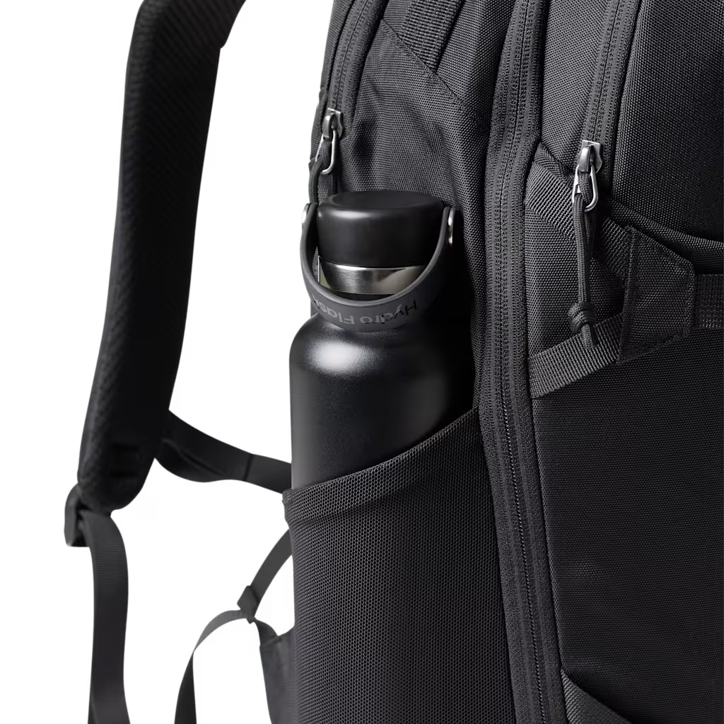 UAG รุ่น DRYOUT® Dual-Strap Backpack 22L – กระเป๋าเป้ – สี Black