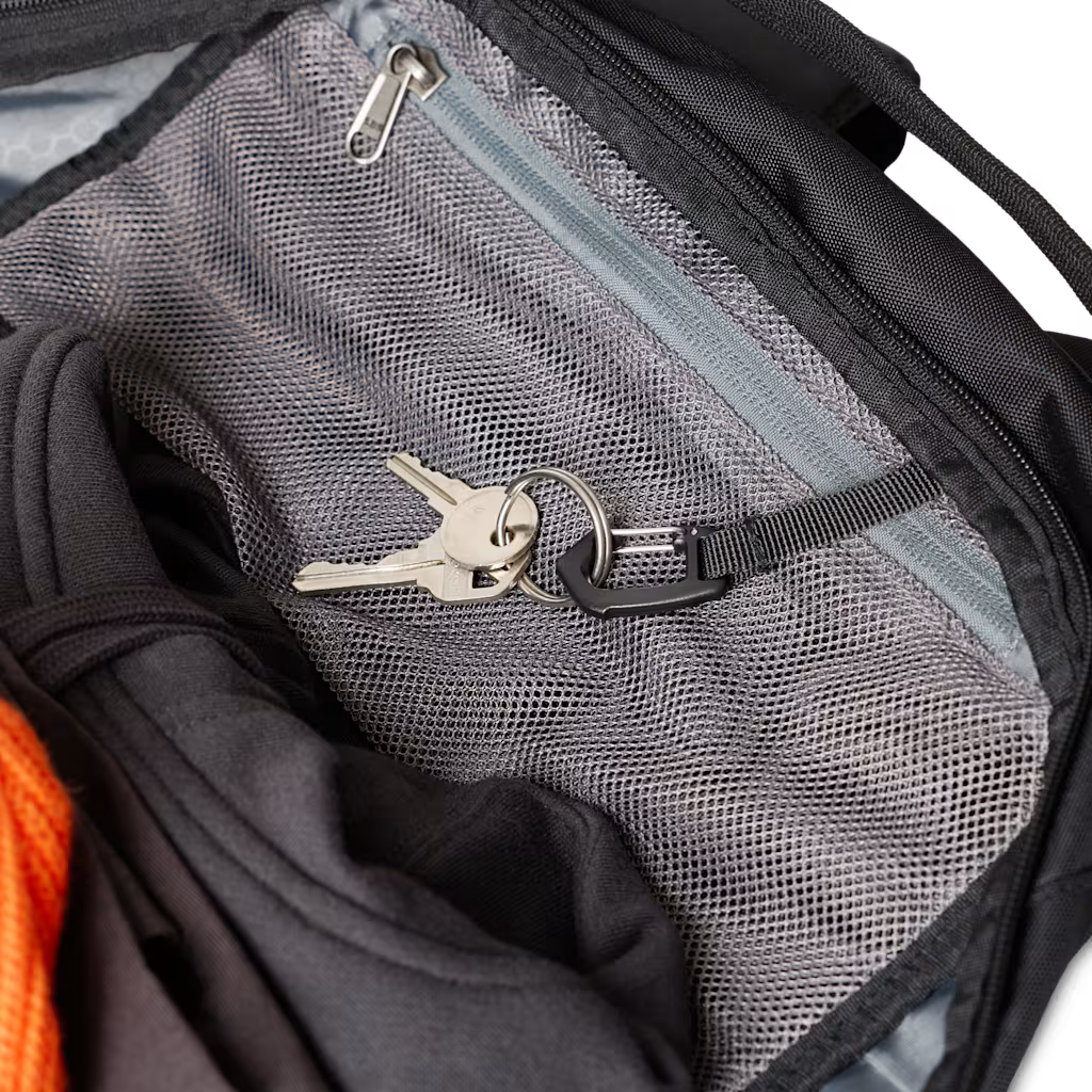 UAG รุ่น DRYOUT® Dual-Strap Backpack 22L – กระเป๋าเป้ – สี Black
