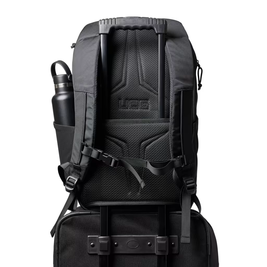 UAG รุ่น DRYOUT® Dual-Strap Backpack 22L – กระเป๋าเป้ – สี Black