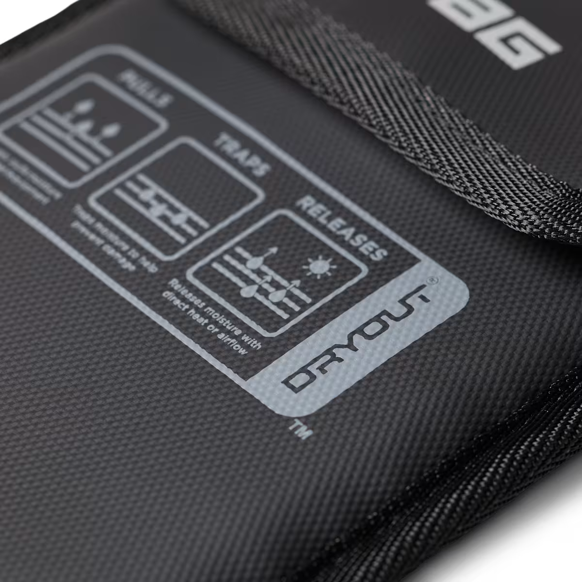 UAG รุ่น DRYOUT® Rescue Phone Pouch – ซองดูดความชื้น – สี Black