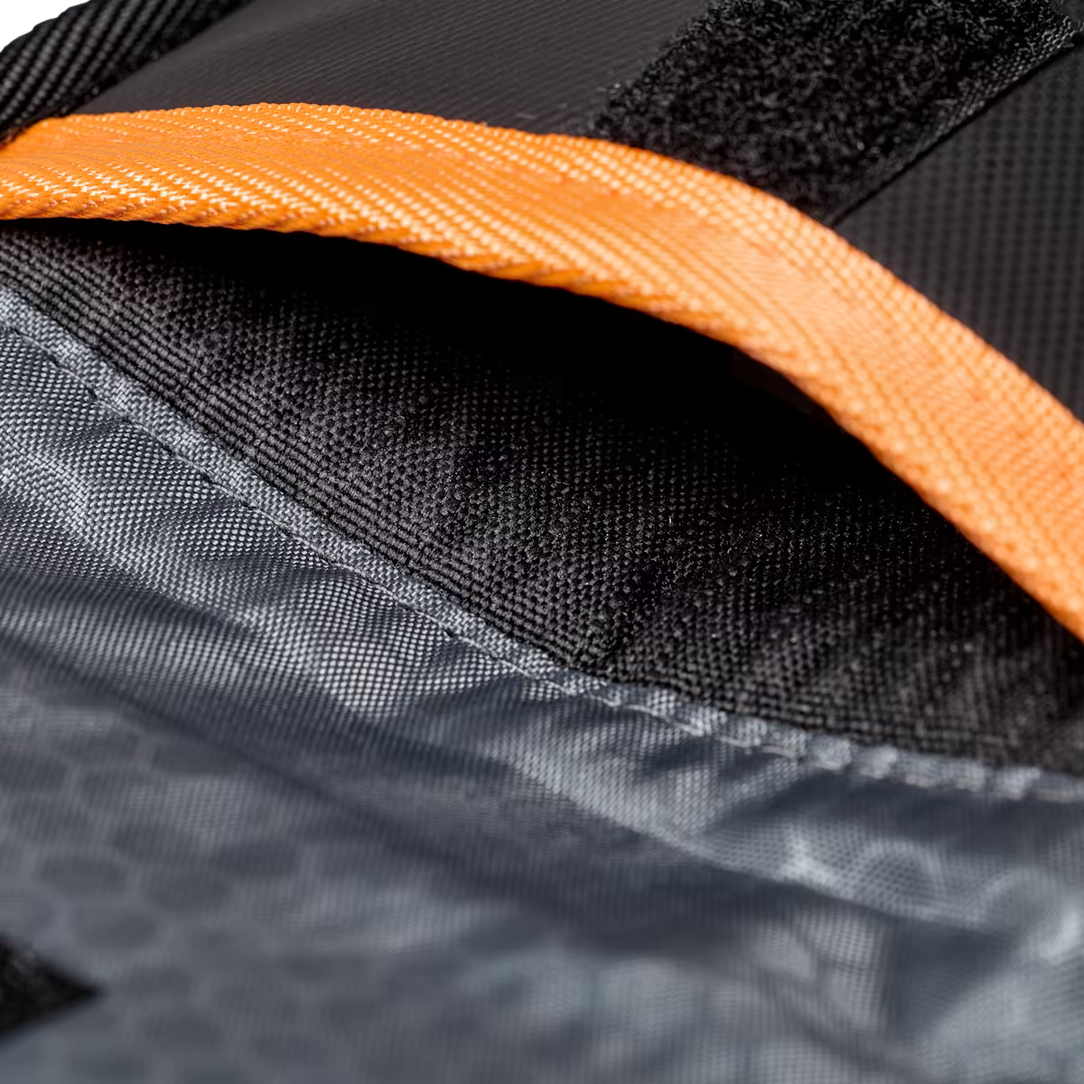 UAG รุ่น DRYOUT® Rescue Phone Pouch – ซองดูดความชื้น – สี Black