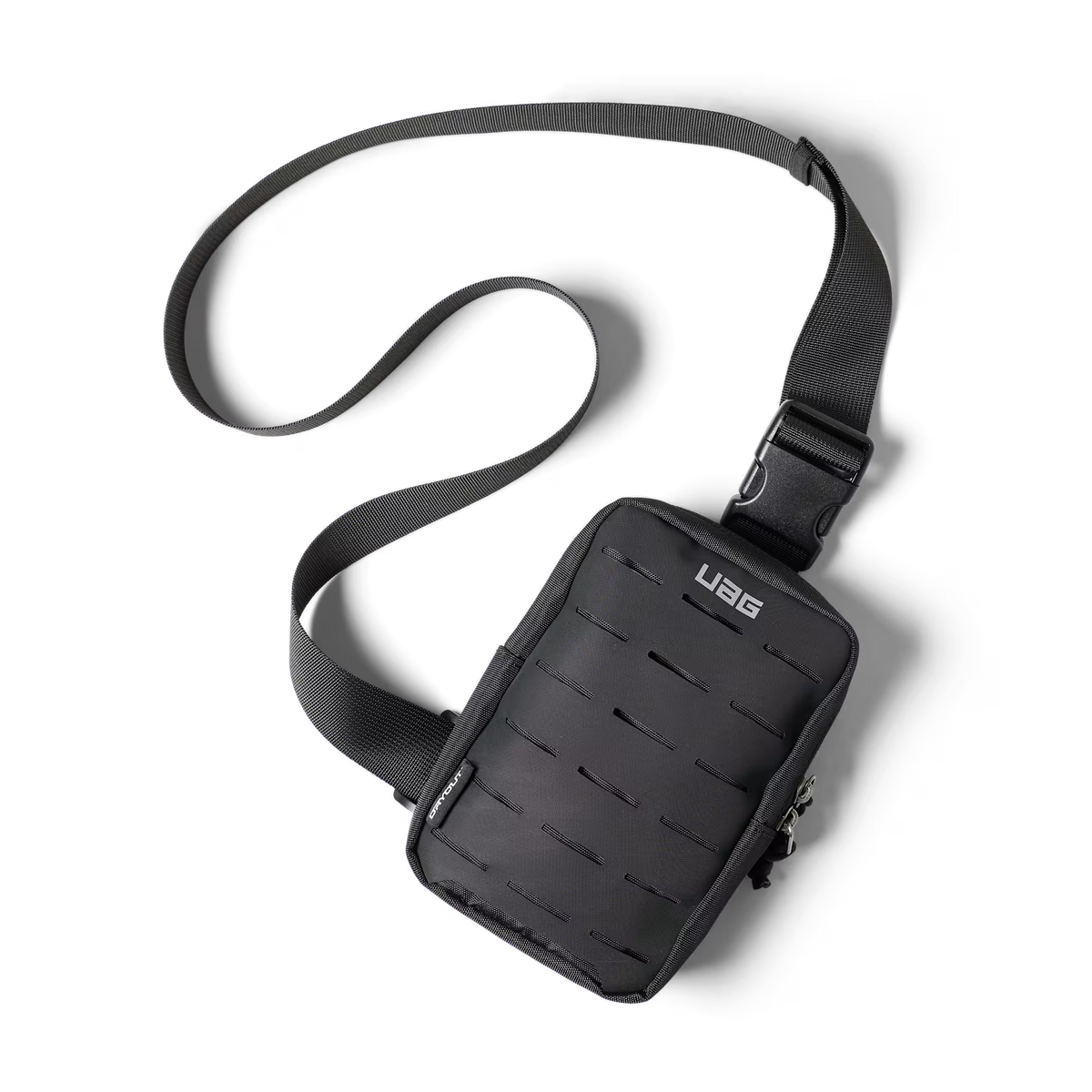 UAG รุ่น DRYOUT® Crossbody Sling – กระเป๋าคาดอก – สี Black