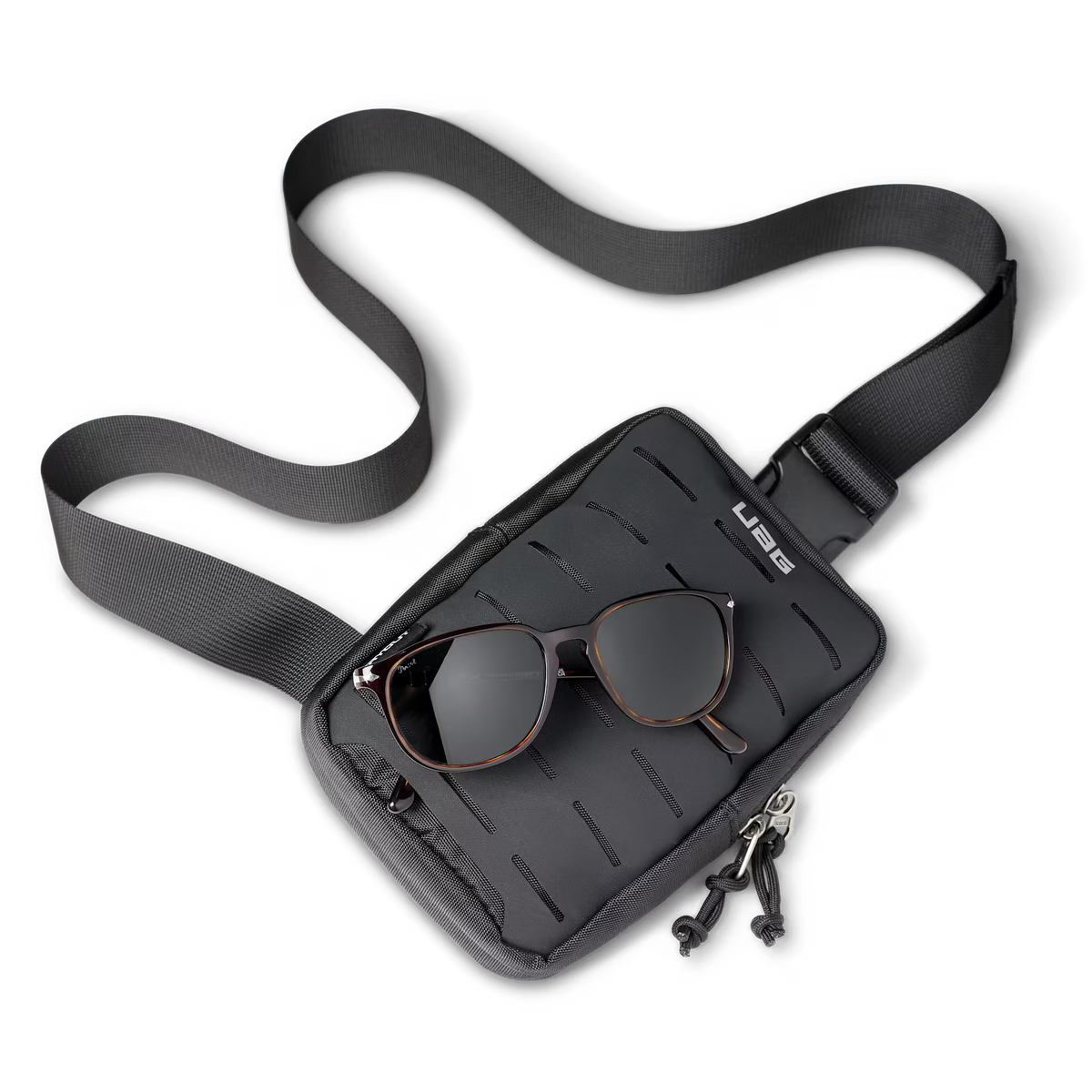 UAG รุ่น DRYOUT® Crossbody Sling – กระเป๋าคาดอก – สี Black