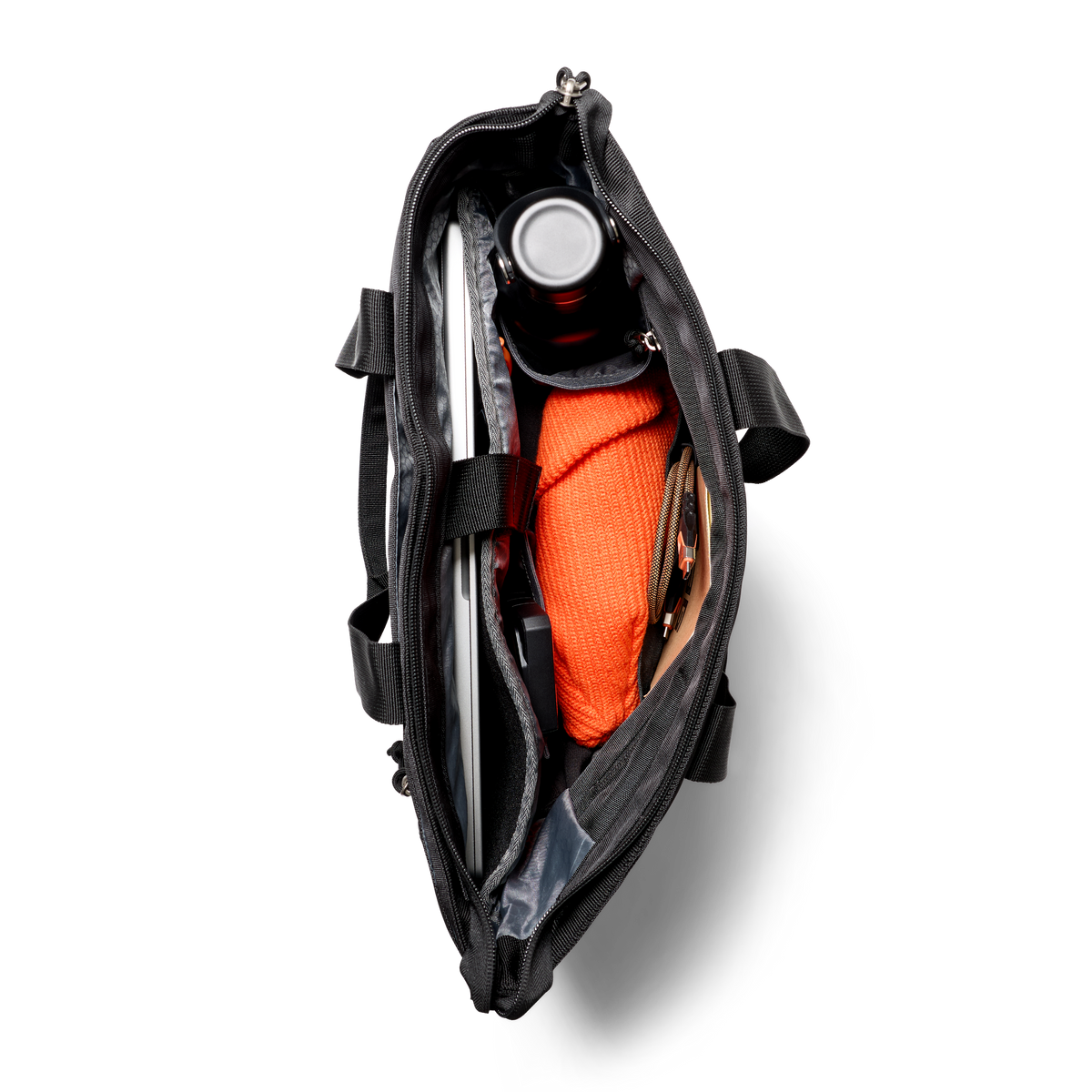 UAG รุ่น DRYOUT® Tech Tote - กระเป๋าโท้ท - สี Black