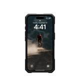 UAG รุ่น Monarch Pro - เคส iPhone 16 - สี Crimson