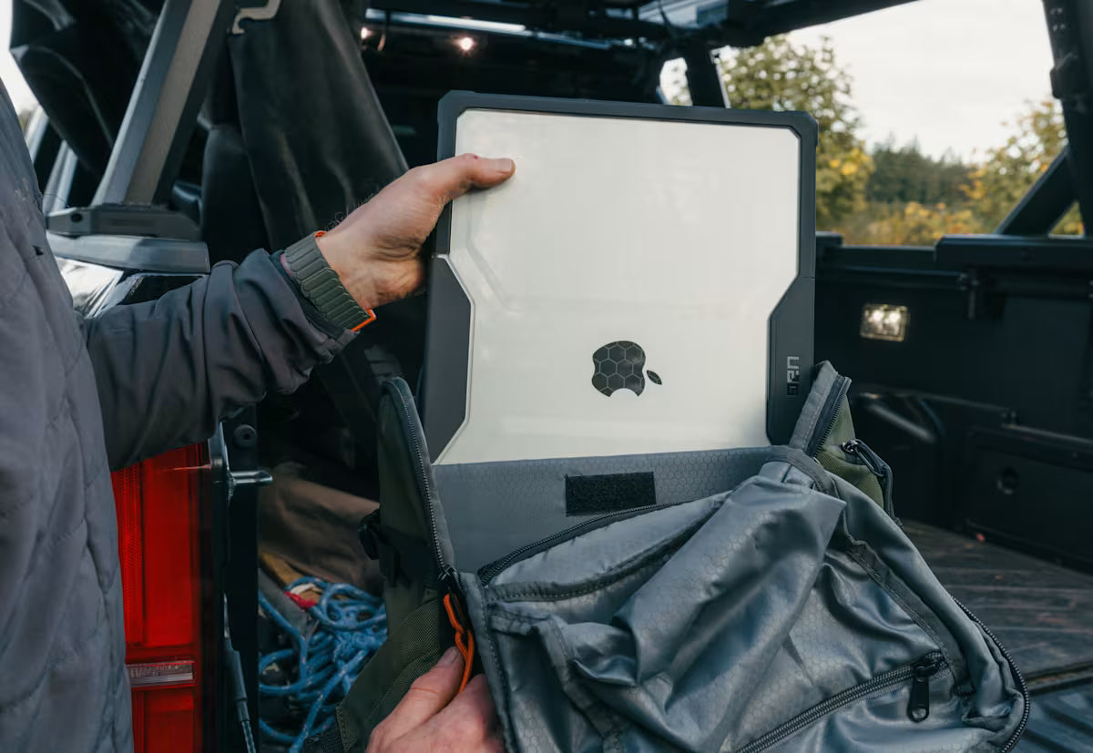 UAG รุ่น Civilian Backpack - กระเป๋าเป้สะพายหลัง ความจุ 20L - สี Midnight Camo