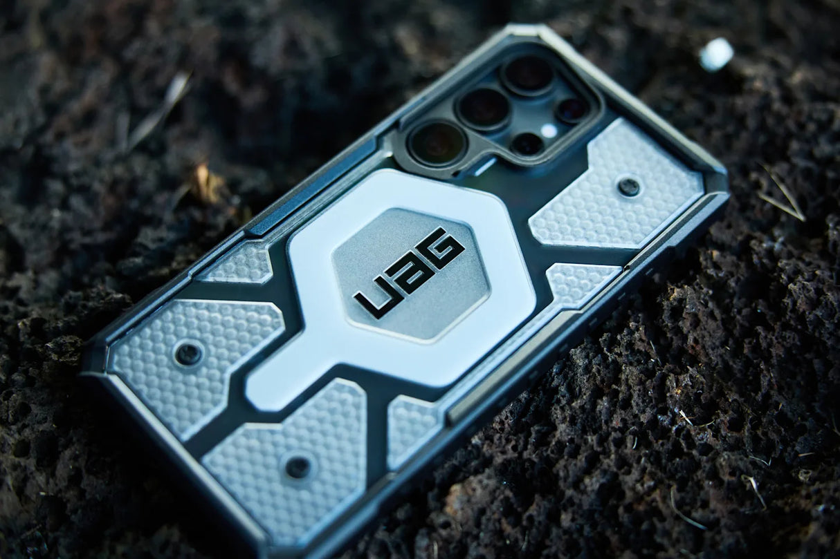 UAG รุ่น Pathfinder Clear with Magnetic - เคส Galaxy S25 Ultra - สี Ash