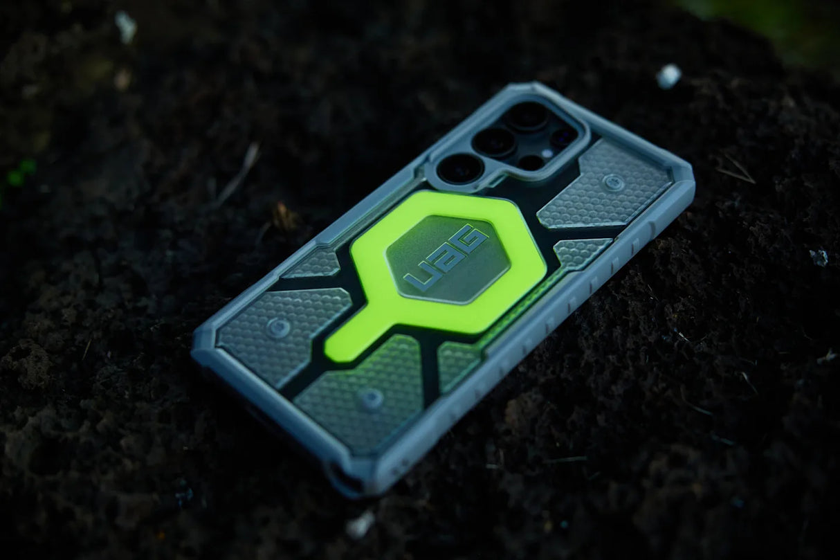 UAG รุ่น Pathfinder Clear with Magnetic Bundle - เคส Galaxy S25 Ultra - สี Active Neon/Lanyard