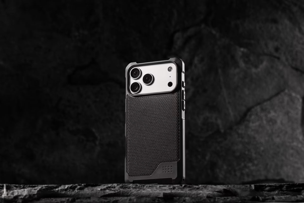 UAG รุ่น Metropolis LT (MagSafe) - เคส iPhone 17 Pro / 18 Pro - สี Kevlar Burnt Orange (Limited Edition)