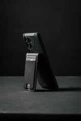 UAG รุ่น Metropolis Wallet - ที่เก็บบัตรติดหลังมือถือ - สี Kevlar Black